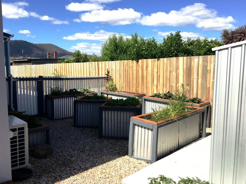 3/6 Young Street, Glenorchy TAS 7010