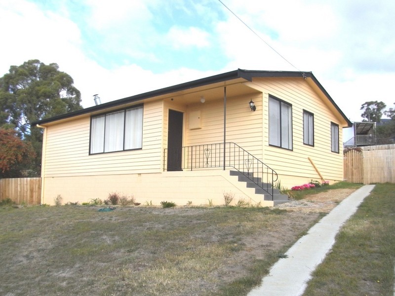 10 Burton Street, Glenorchy TAS 7010
