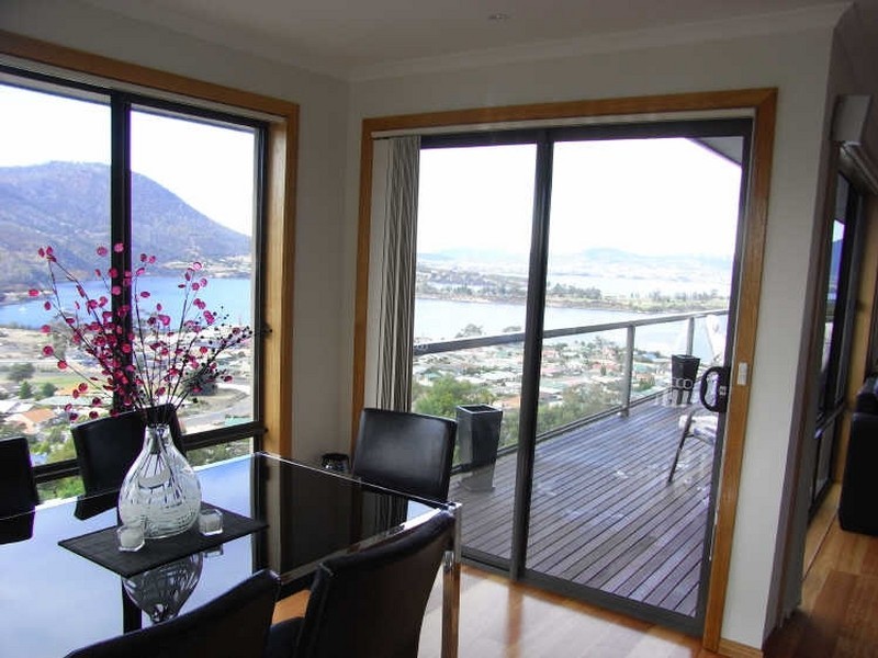 3 Whitegum Place, Old Beach TAS 7017