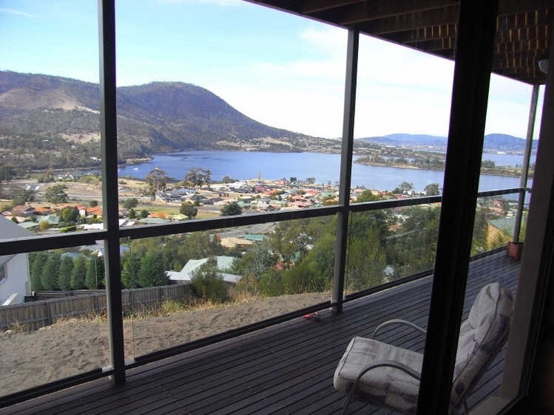 3 Whitegum Place, Old Beach TAS 7017