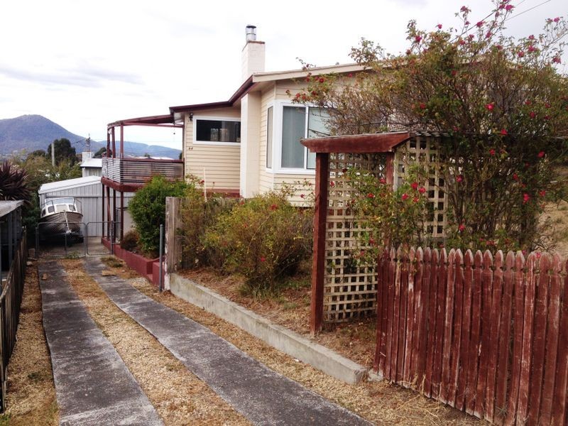 44 Spring Street, Claremont TAS 7011