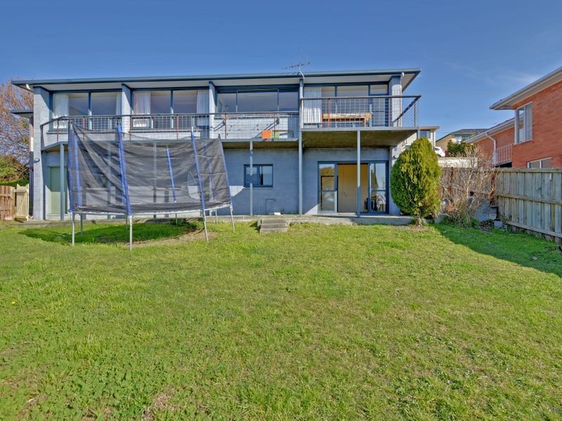 32 Parremore Street, Rosetta TAS 7010