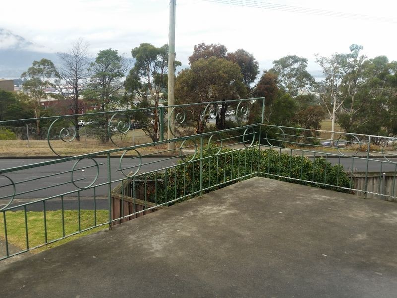 1 Dalgety Street, Claremont TAS 7011