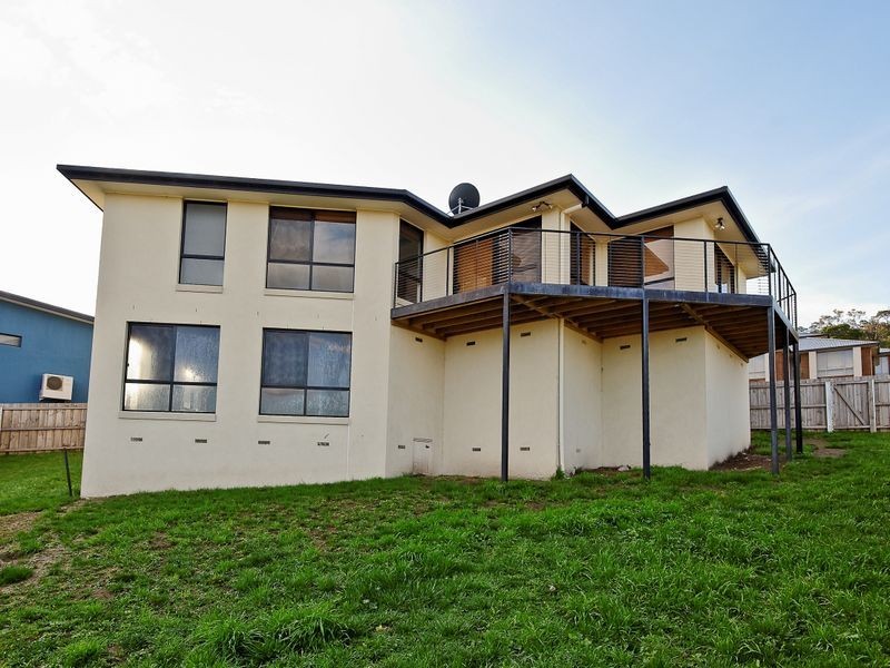 45 Clives Avenue, Old Beach TAS 7017