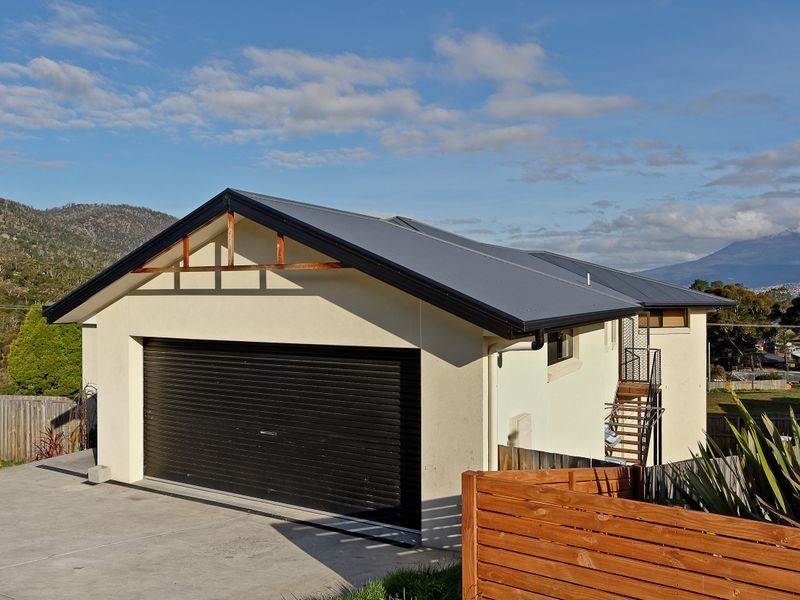 45 Clives Avenue, Old Beach TAS 7017