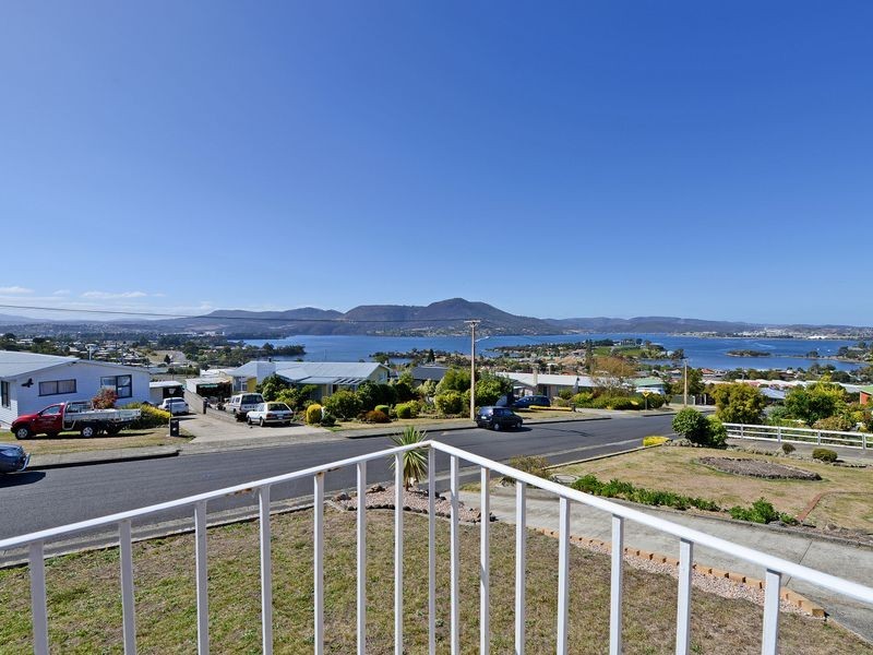 25 Danina Street, Chigwell TAS 7011