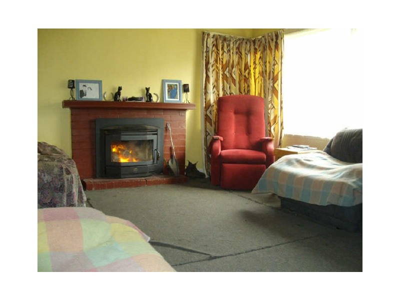 New Norfolk TAS 7140