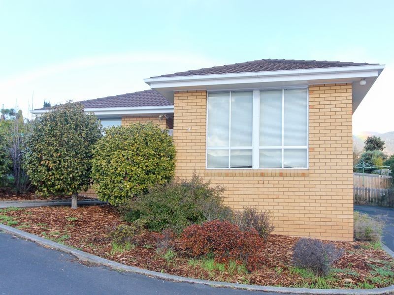8/27 Montrose Road, Montrose TAS 7010