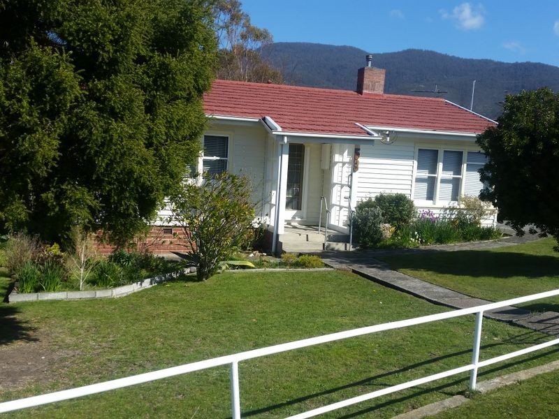 53 Hilton Road, Claremont TAS 7011