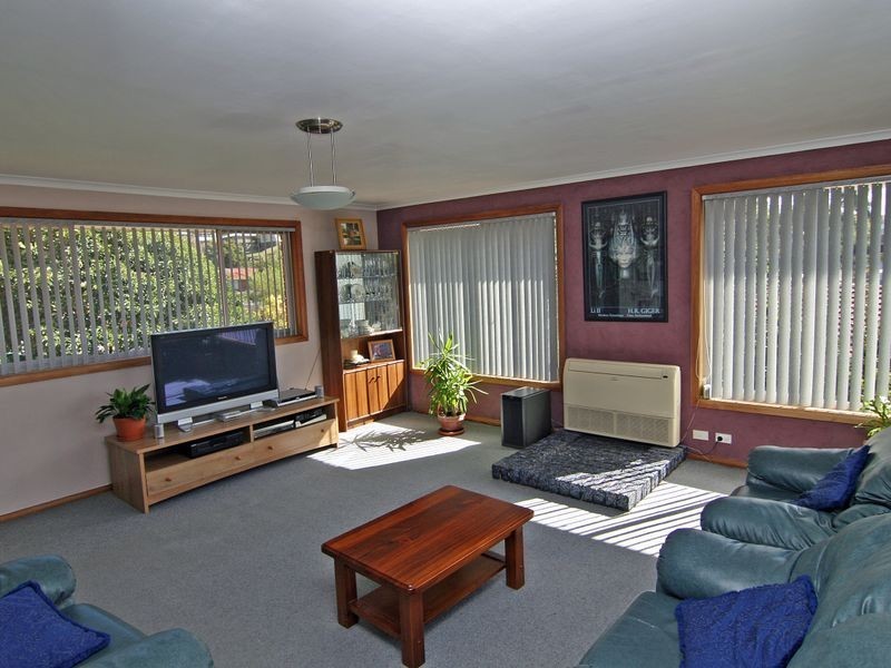 28 Chandos Drive, Berriedale TAS 7011