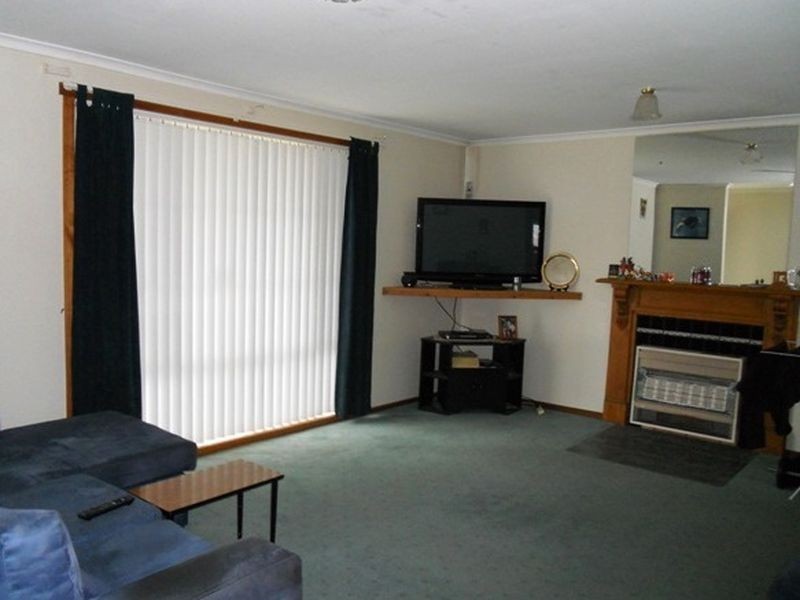 8 Erin Close, Brighton TAS 7030