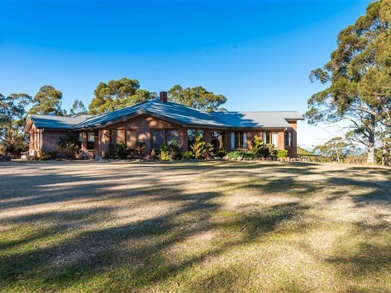 19 Hall Street, Ridgeway TAS 7054