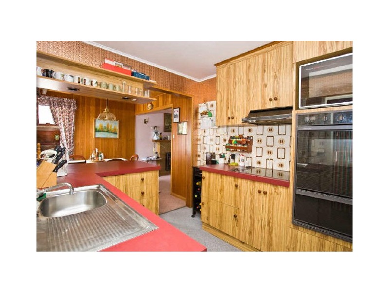 New Norfolk TAS 7140