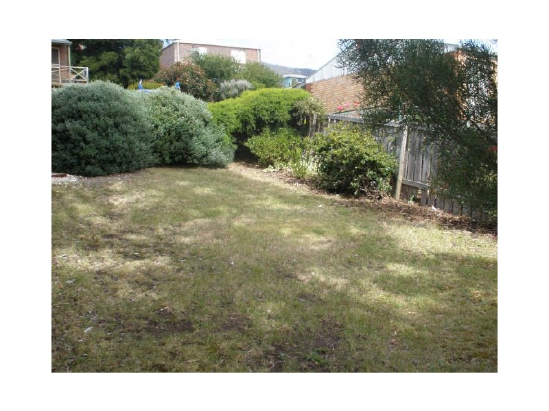 Claremont TAS 7011