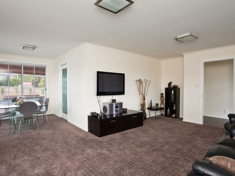 6 Henty Close, Old Beach TAS 7017