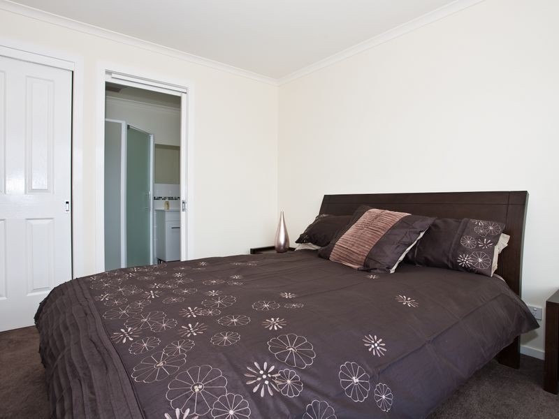 6 Henty Close, Old Beach TAS 7017