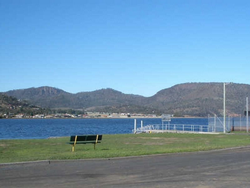 25 Wendourie Parade, Austins Ferry TAS 7011