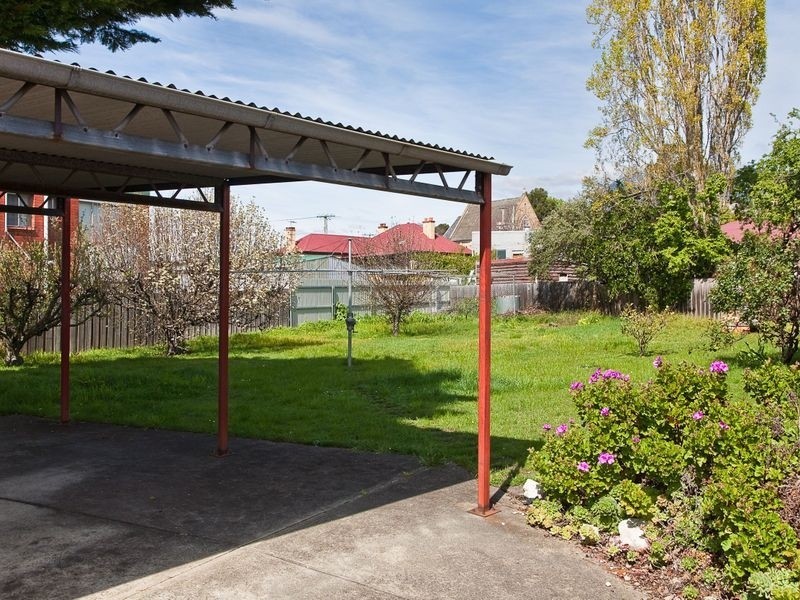 1 Morriss Avenue, Montrose TAS 7010