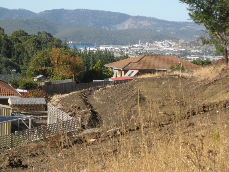 14/ Redlands Drive, Rosetta TAS 7010