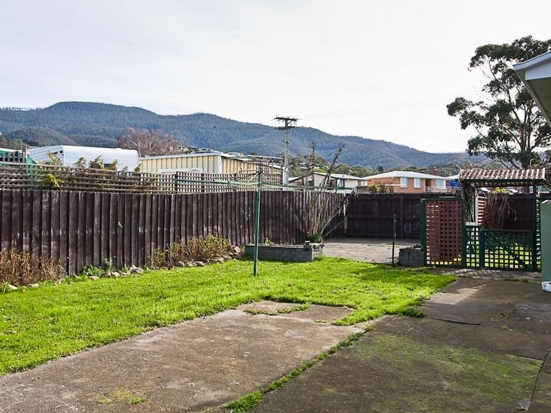 8 Cullen Street, Claremont TAS 7011