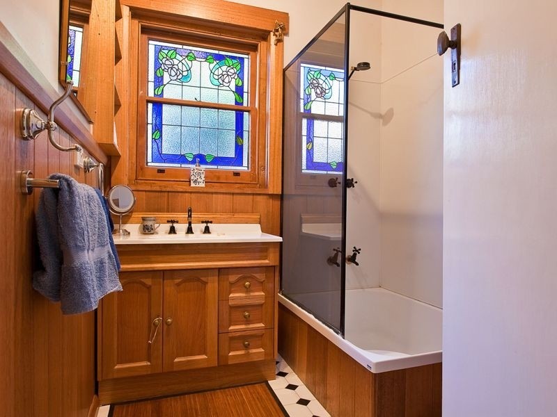 16 Walker Street, Rosetta TAS 7010