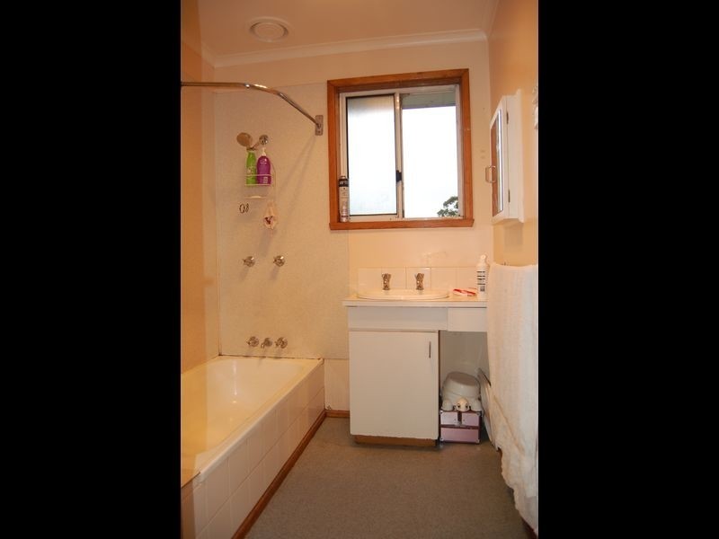 19 Guilford Crescent, Gagebrook TAS 7030