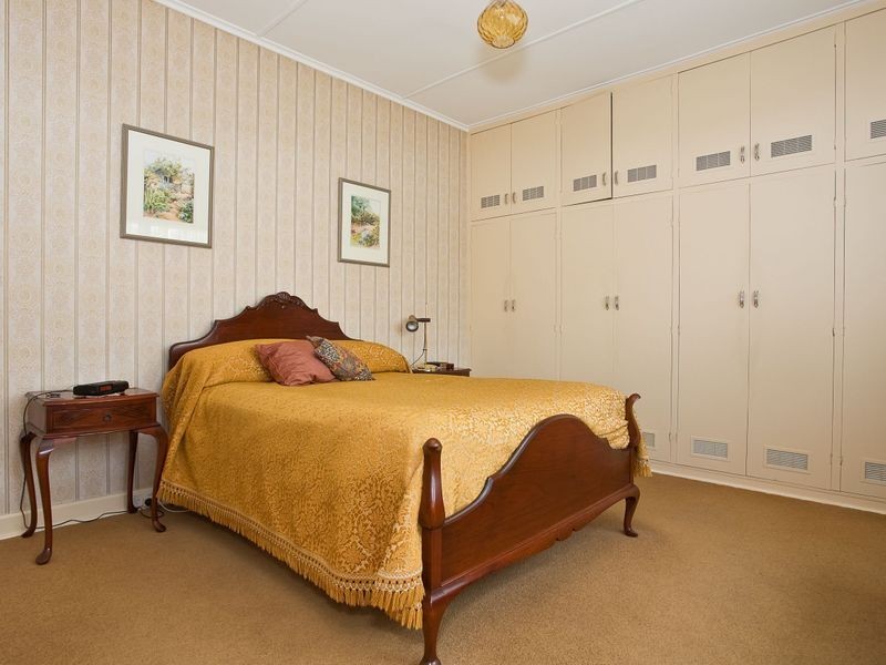 11 Lorraine Crescent, Rosetta TAS 7010