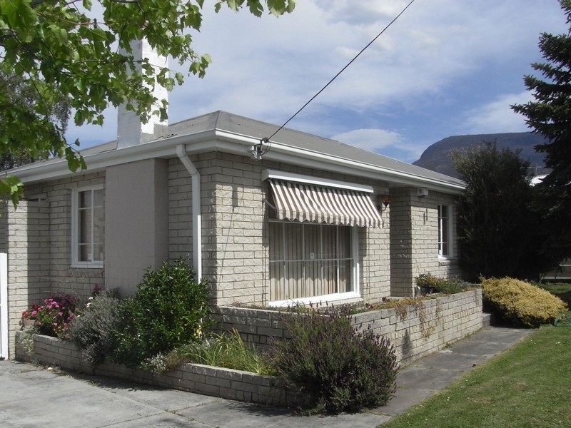 11 Illawarra Road, Glenorchy TAS 7010