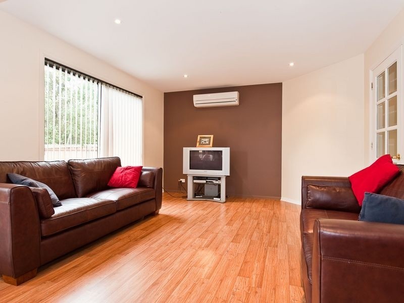 27 Henty Close, Old Beach TAS 7017