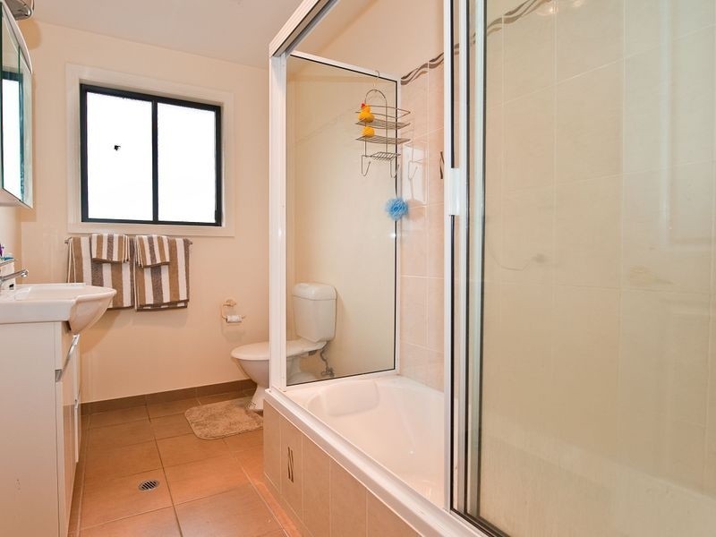 27 Henty Close, Old Beach TAS 7017