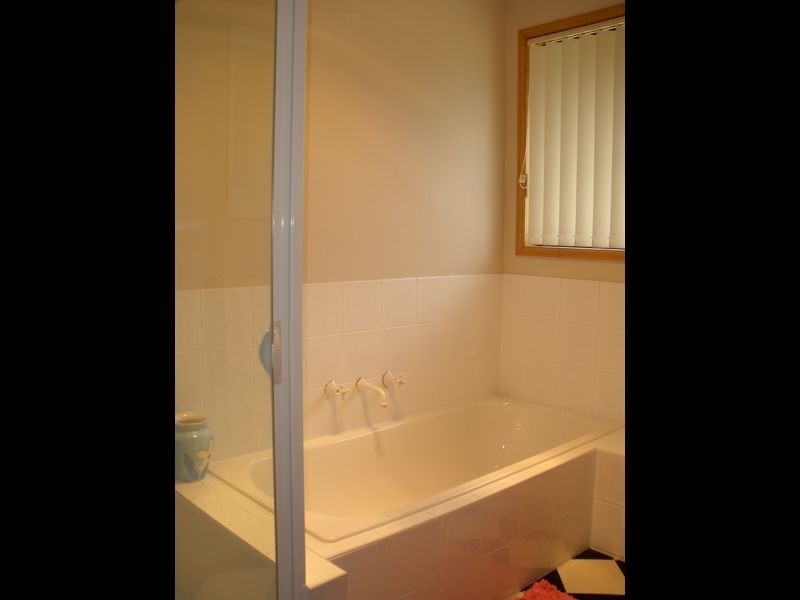 8 Baltonsborough Road, Austins Ferry TAS 7011