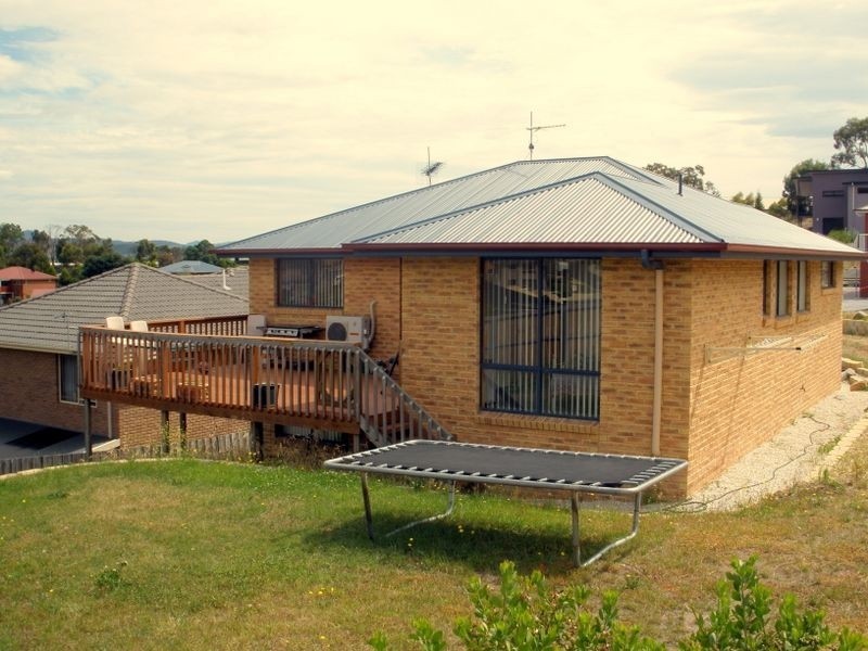 8 Baltonsborough Road, Austins Ferry TAS 7011