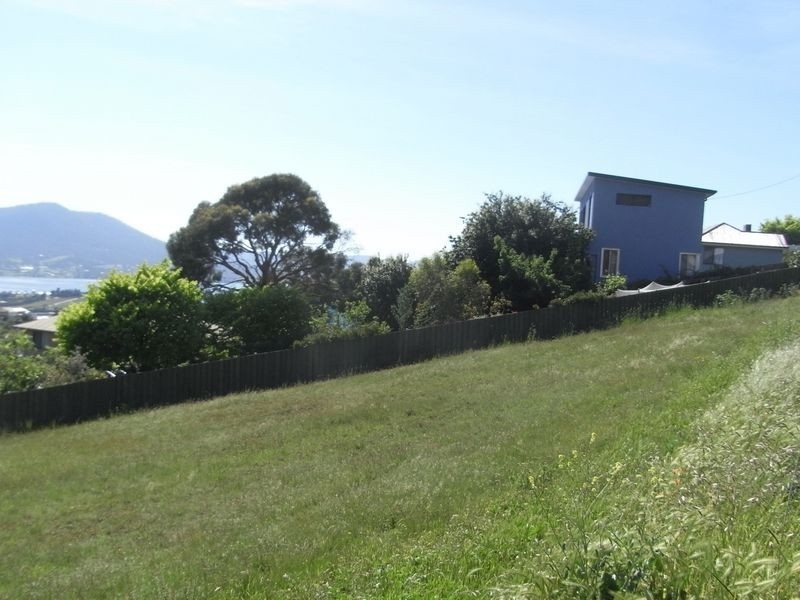 25 Kilander Crescent, Berriedale TAS 7011