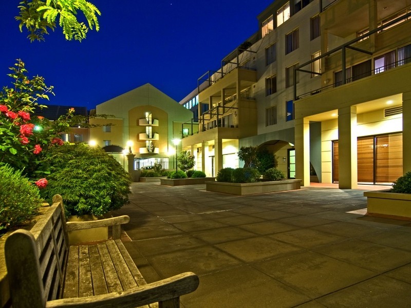 2/15 Gladstone Street, Battery Point TAS 7004