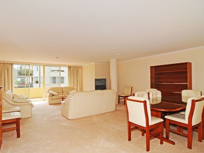 2/15 Gladstone Street, Battery Point TAS 7004