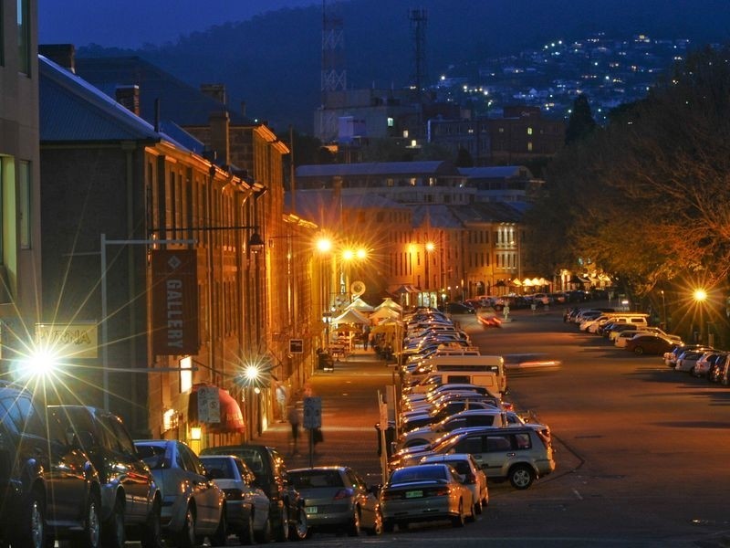 2/15 Gladstone Street, Battery Point TAS 7004