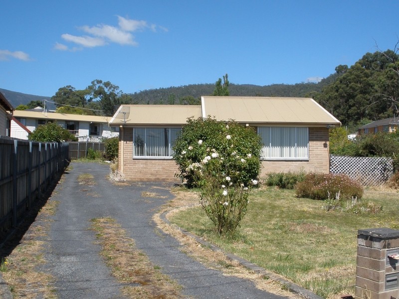 1 & 2/26 O’Brien Street, Glenorchy TAS 7010