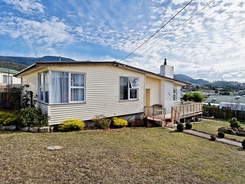 14 Centenary Crescent, Claremont TAS 7011