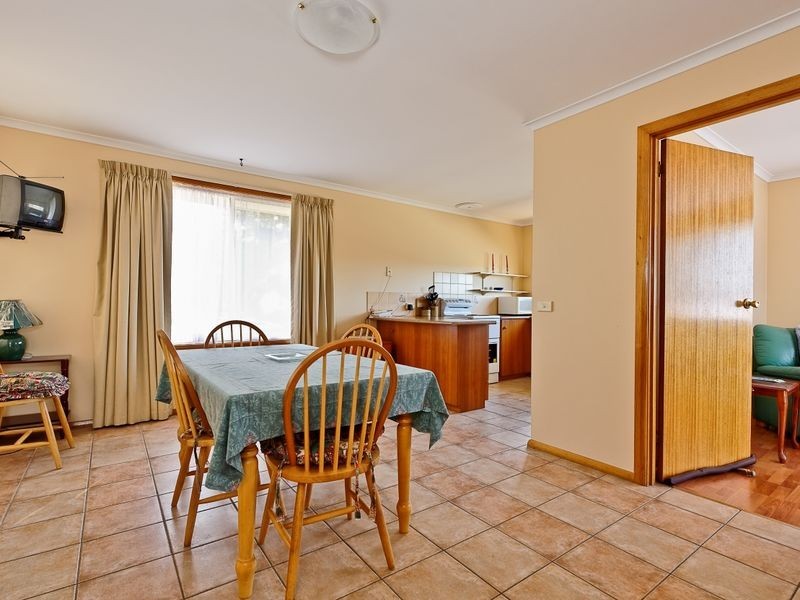 2 Donald Court, Glenorchy TAS 7010