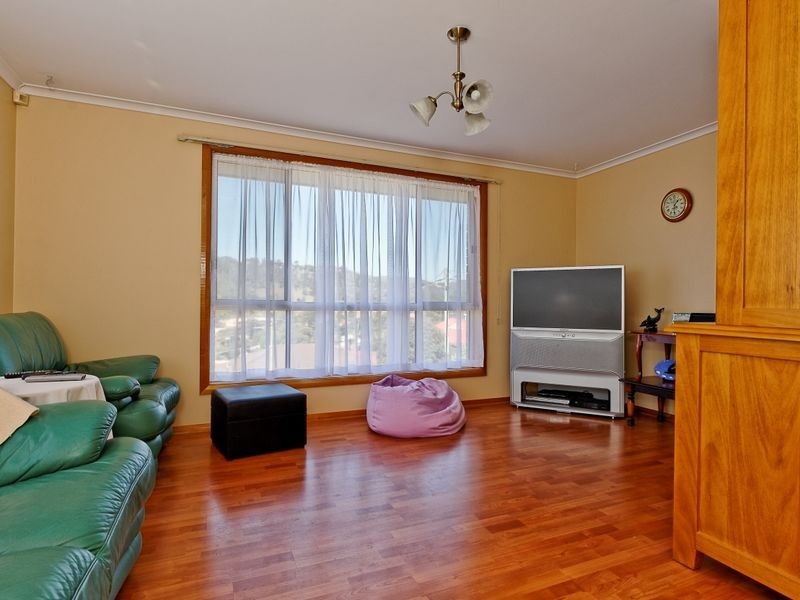 2 Donald Court, Glenorchy TAS 7010
