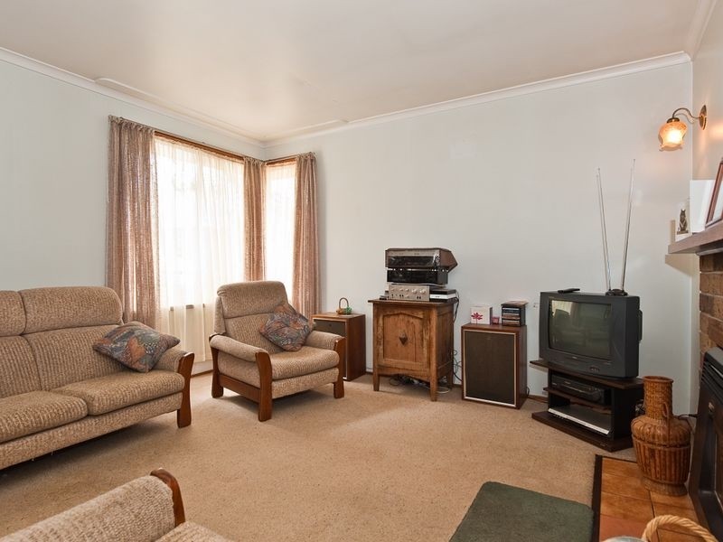 8 Carslake Street, Clarendon Vale TAS 7019