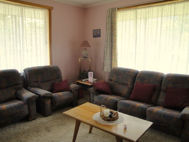 5 Bismarck Court, Collinsvale TAS 7012