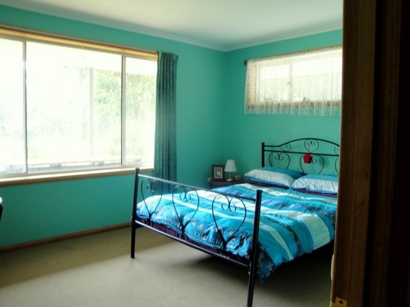 5 Bismarck Court, Collinsvale TAS 7012