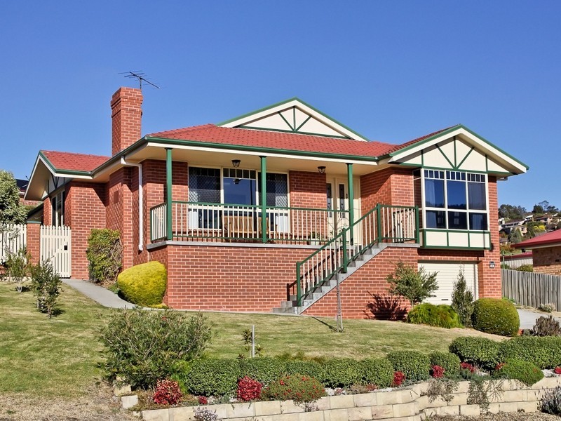 9 Baltonsborough Road, Austins Ferry TAS 7011