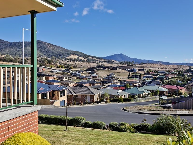 9 Baltonsborough Road, Austins Ferry TAS 7011