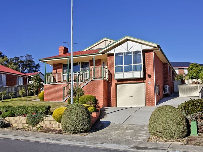 9 Baltonsborough Road, Austins Ferry TAS 7011
