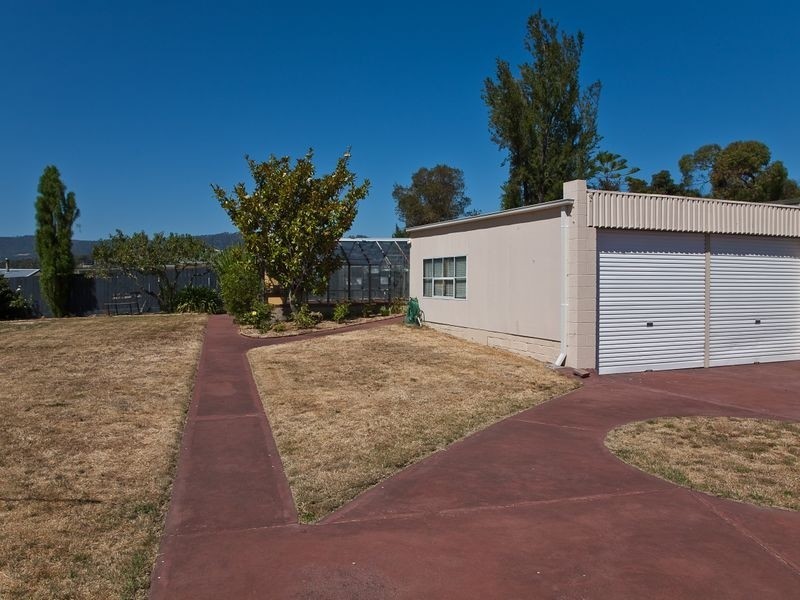 11 Amaroo Road, Austins Ferry TAS 7011
