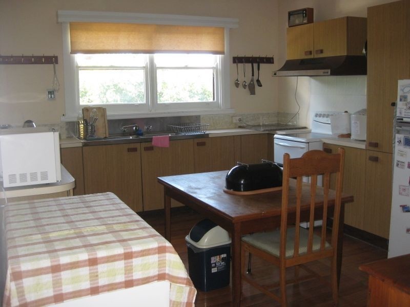 27 Wellwood Street, Lenah Valley TAS 7008