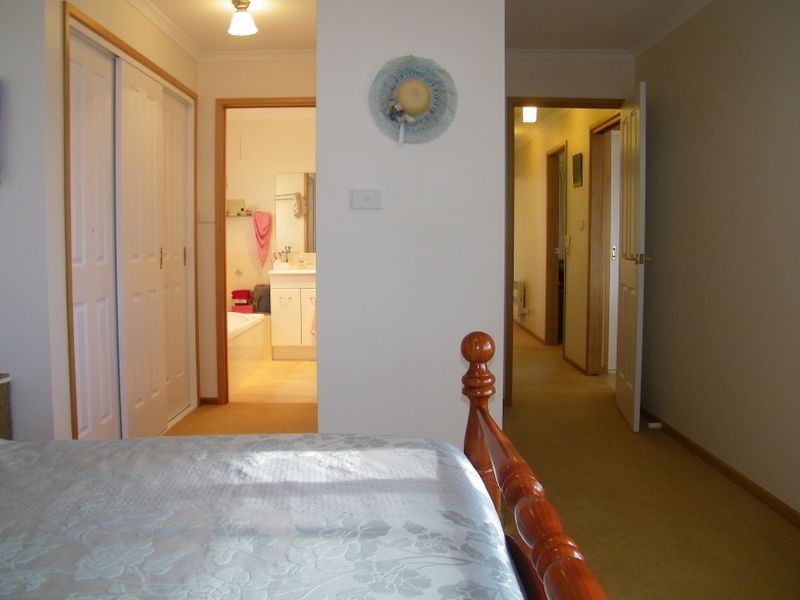 63 Sunshine Road, Austins Ferry TAS 7011