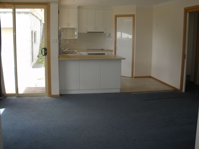 8 Bateman Court, Claremont TAS 7011